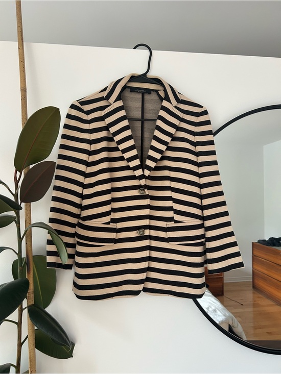 MaxMara Jackets & Blazers - MaxMara Black and Cream Striped Tailored Blazer SMALL
